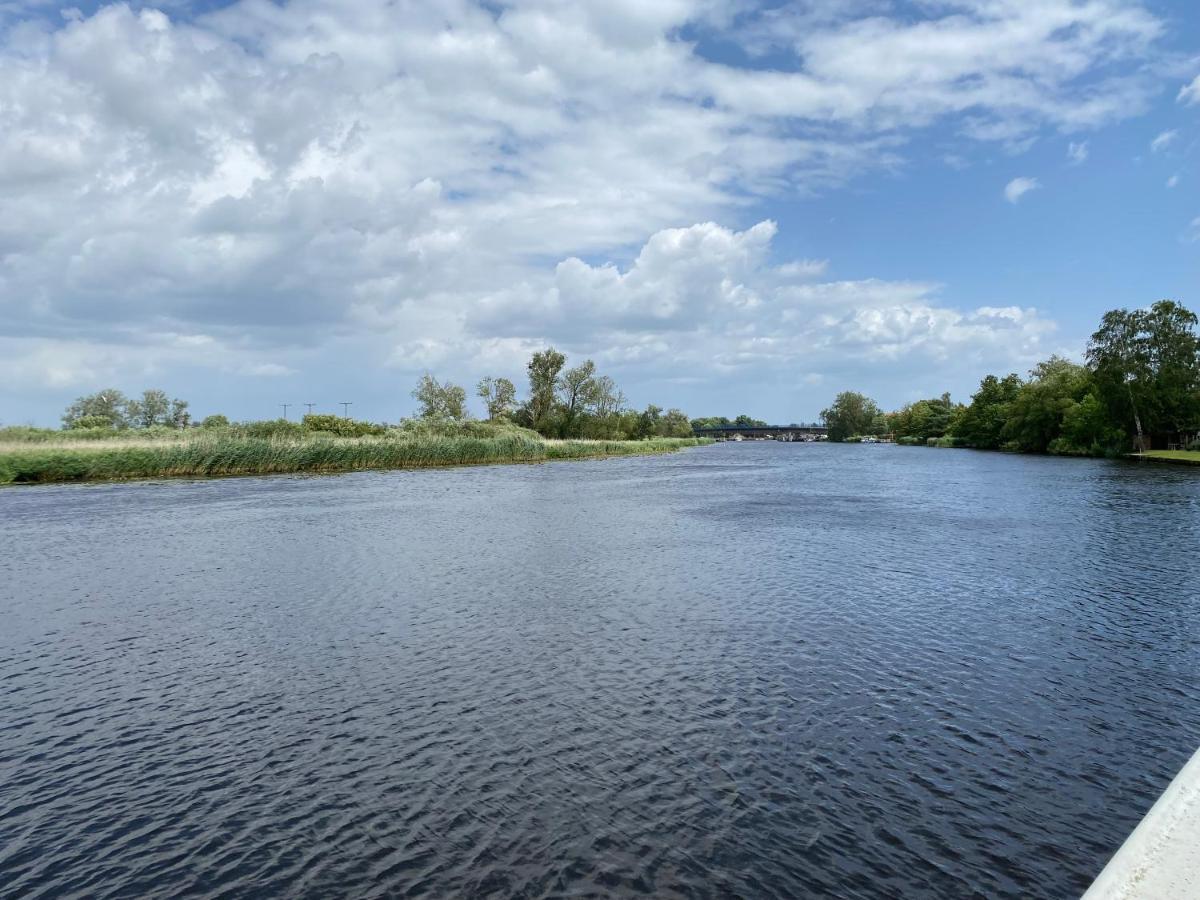 Schwimmpod An Der Peene Anklam Exterior foto